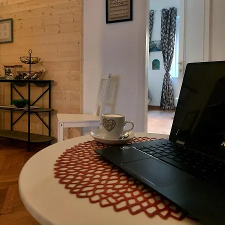 Bed & Breakfast Bed & Chic Trieste