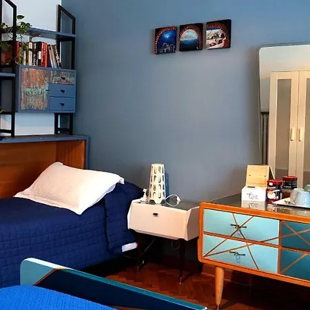 Bed & Breakfast Bed & Chic