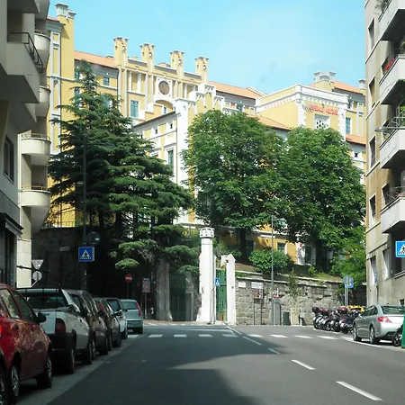 Bed & Breakfast Bed & Chic 3*