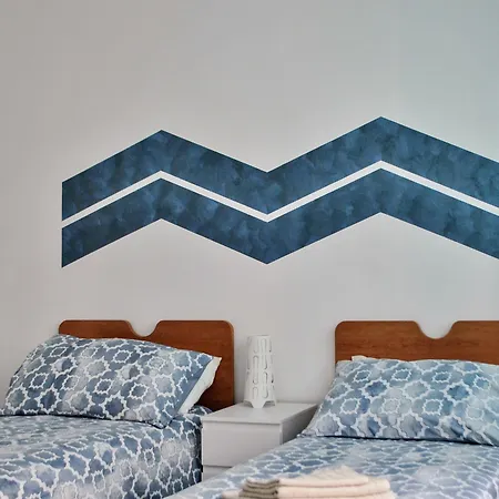 Bed & Breakfast Bed & Chic