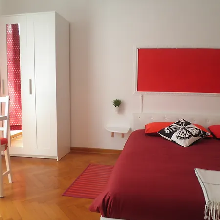 Bed & Breakfast Bed & Chic Trieste
